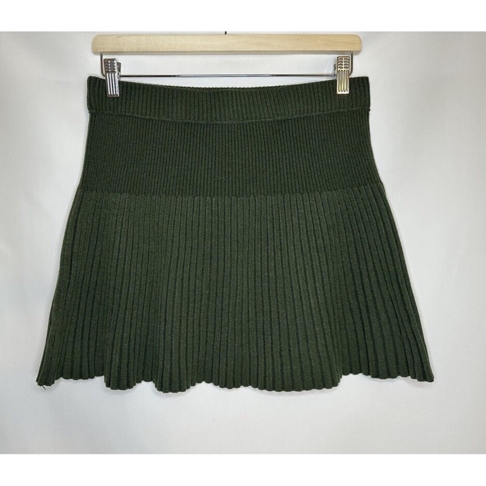 🆕 AERIE Take Charge Stretchy Ribbed Knit Olive Green Pleated Mini Skirt, Size M - Picture 4 of 14